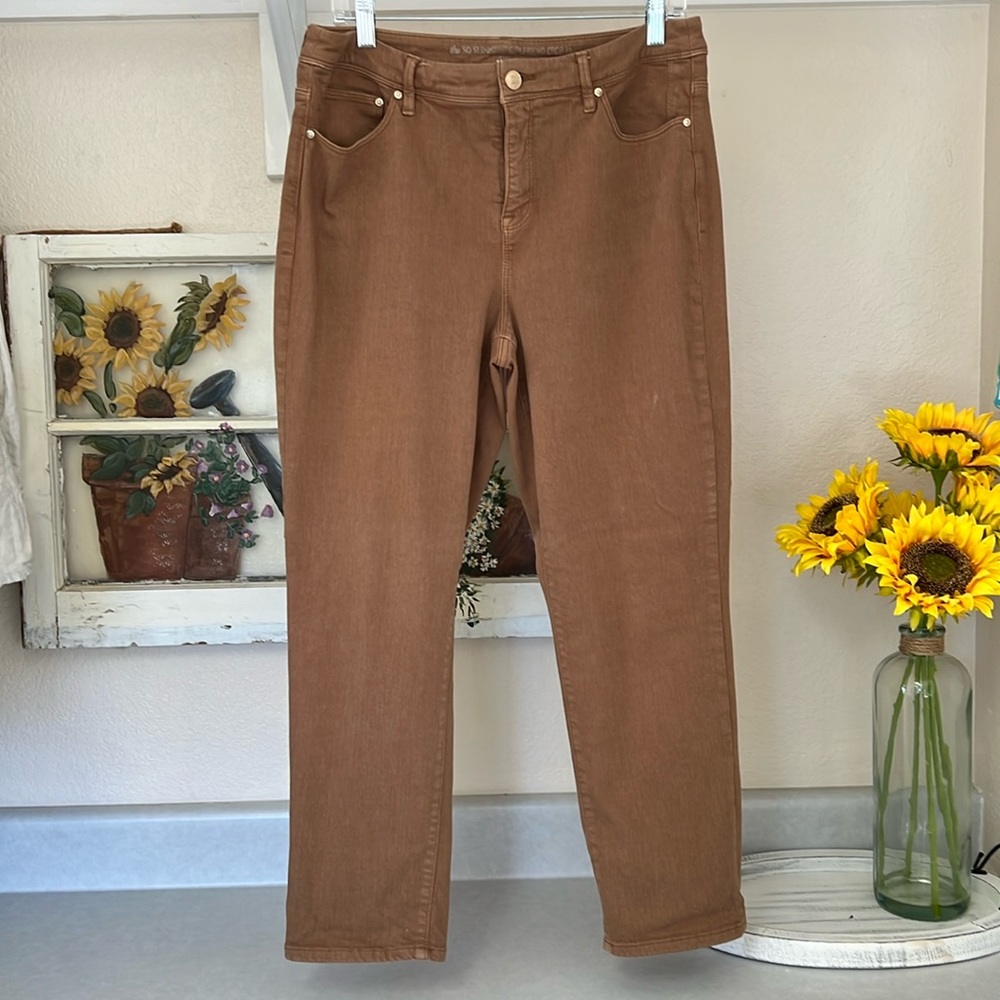 Women’s “So Slimming Girlfriend Crop” CHICO’S Brown Jeans